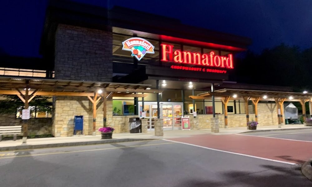 Hannaford Supermarket