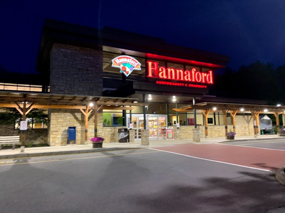 Hannaford Supermarket