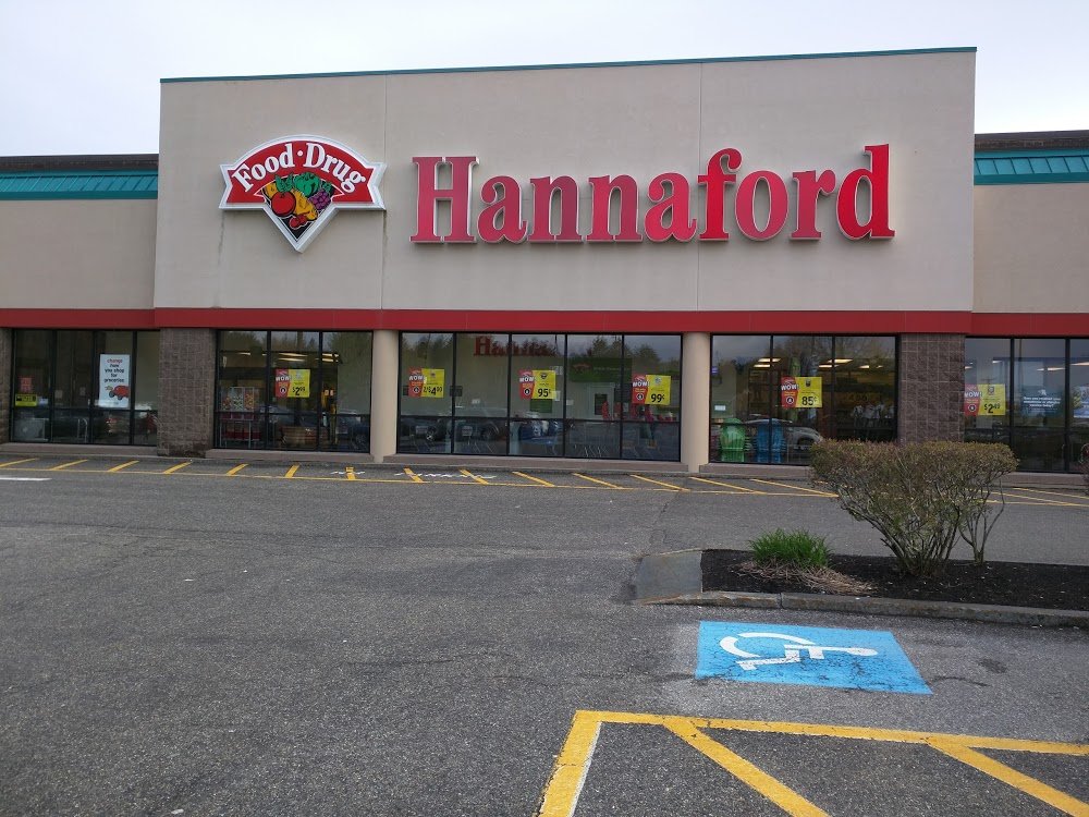 Hannaford Supermarket